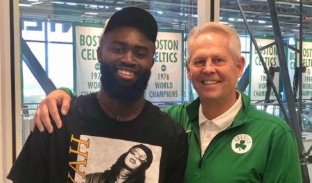 昆明日报：“苏超”最佳射手高驰是昆明理工大学2025级学生（昆明日报：“苏超”金靴高驰系昆明理工大学2025级学生）