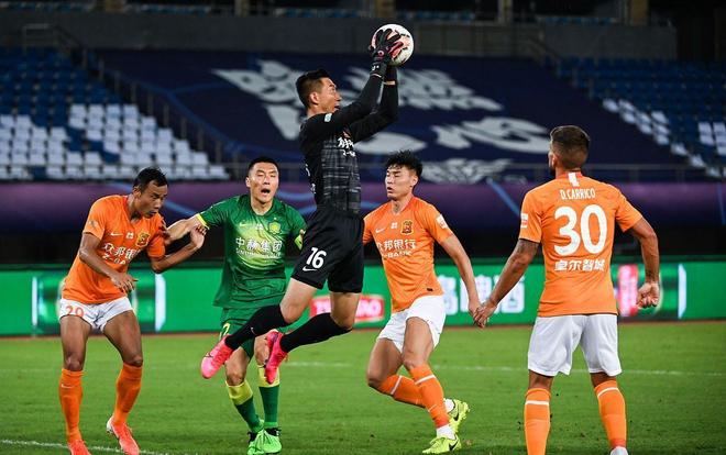 意媒：萨里要求拉齐奥冬窗买中场，梦想得到弗拉泰西（意媒：萨里盼拉齐奥冬窗补强中场，首选弗拉泰西）