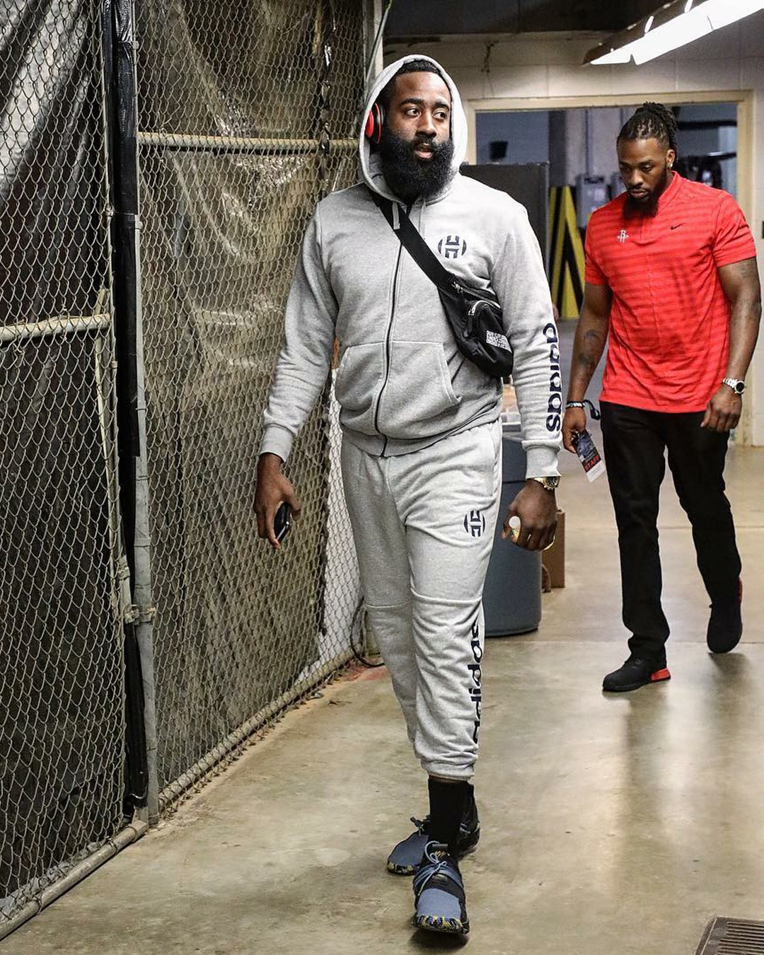 维罗纳主帅：比塞克黄牌？规则很难判断，但那是明显进球机会（维罗纳主帅谈比塞克黄牌：判罚难界定，但那是明显破门机会）