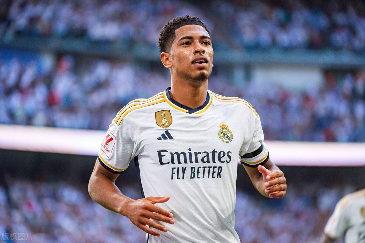 剑南春｜米兰1-0拉齐奥暂登顶，莱奥制胜，托莫里献助攻（剑南春｜莱奥破门助米兰1-0小胜拉齐奥暂登榜首，托莫里送助攻）