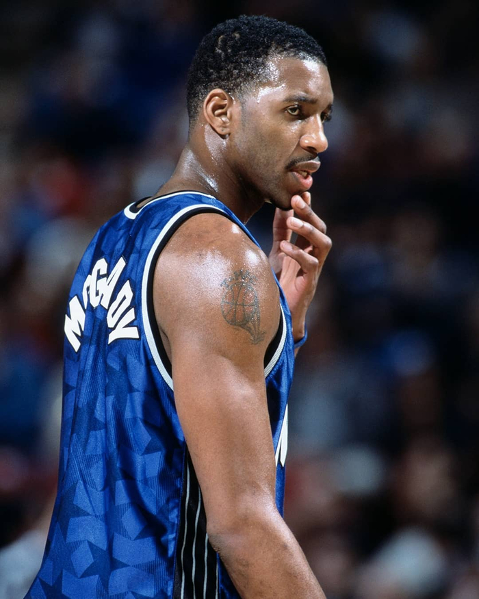 快船近几个月的经历：阴阳合同、比尔报销、保罗被裁、5胜16负（快船近月风波：阴阳合同争议、比尔报销、保罗遭裁，战绩5胜16负）