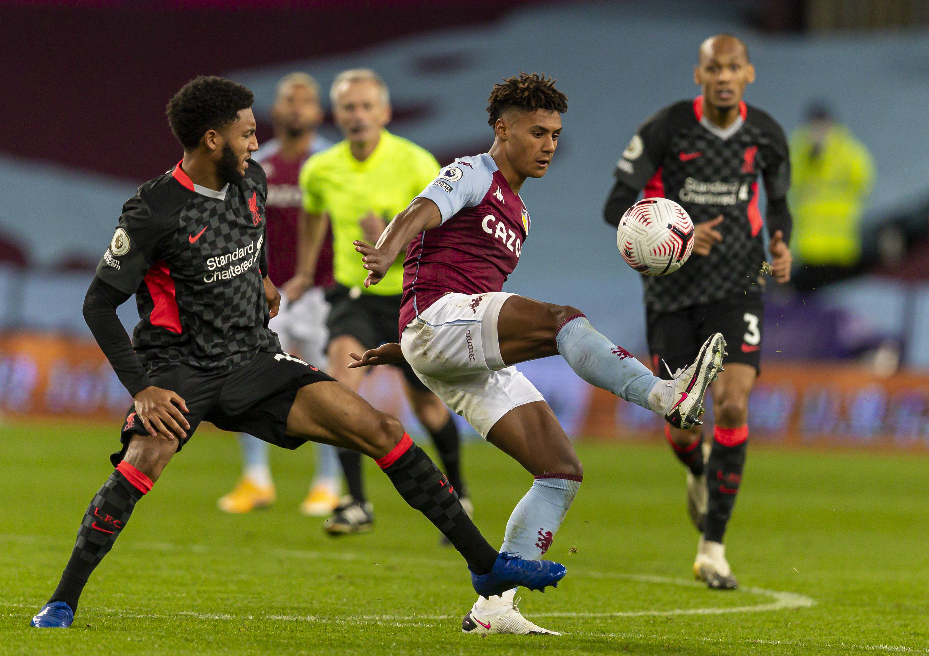 美记盛赞威少：他打出全明星水准，队友糟糕的发挥拖了后腿（美媒称赞威少：表现达全明星档次，队友低迷成拖累）