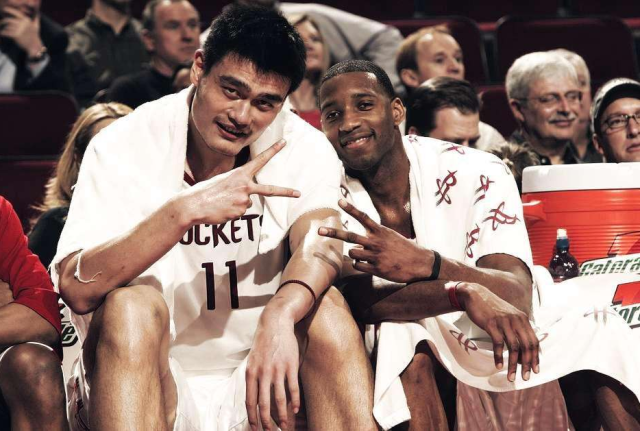 巴萨客战贝蒂斯名单：莱万、亚马尔领衔，费尔明、德容回归（巴萨客战贝蒂斯大名单：莱万、亚马尔领衔，德容、费尔明复出）