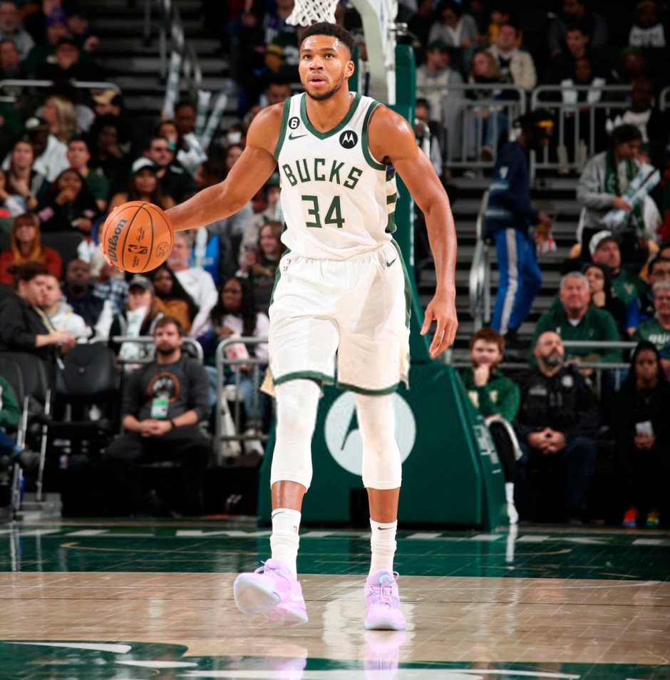 阿斯：恩德里克未来希望回归皇马证明自己 队友曾一起鼓励他（阿斯：恩德里克盼将来重返皇马证明自己 队友曾集体鼓励他）