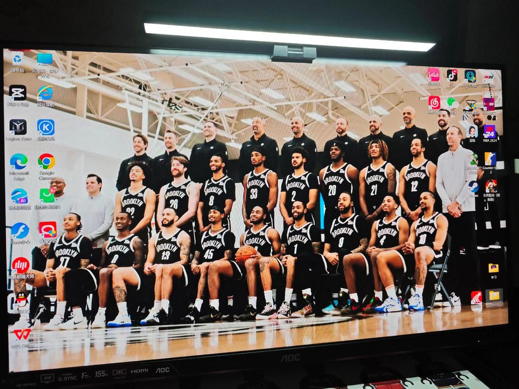 杨瀚森圣诞配色魅力展现（杨瀚森演绎圣诞配色的独特魅力）