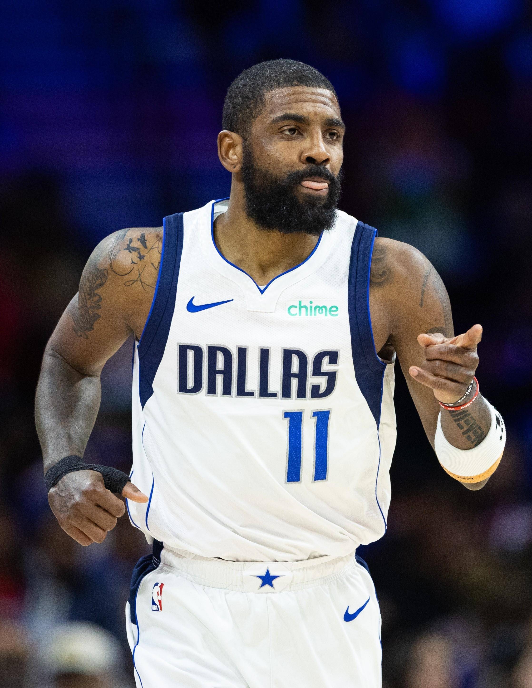 拉奎尔罗德里格斯对决妮琪贝拉引关注（拉奎尔罗德里格斯大战妮琪贝拉成焦点）