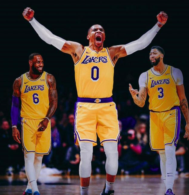 李新翔：希望下个赛季表现更稳定；今年真是很梦幻的一年（李新翔：期待下赛季发挥更稳定；感叹今年如梦似幻）